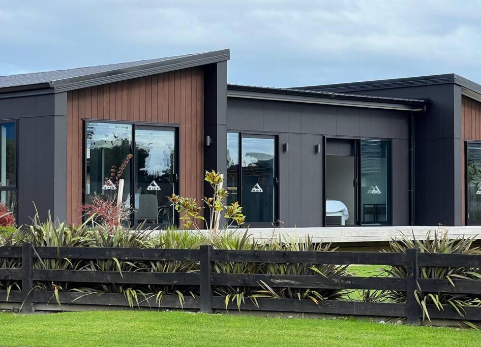 Villa Miss Eastons Whare à Westport Extérieur photo